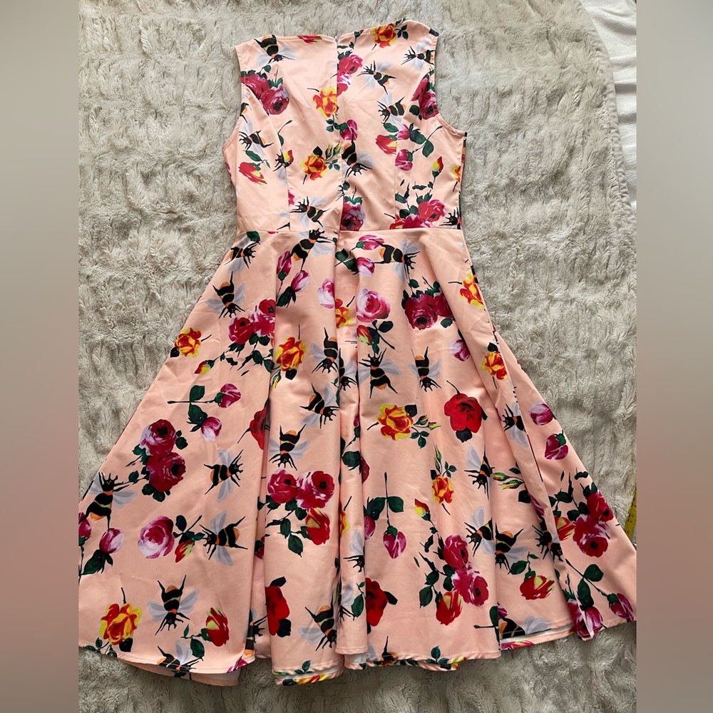 Anni coco Floral Sleeveless Dress. - Picture 4 of 10